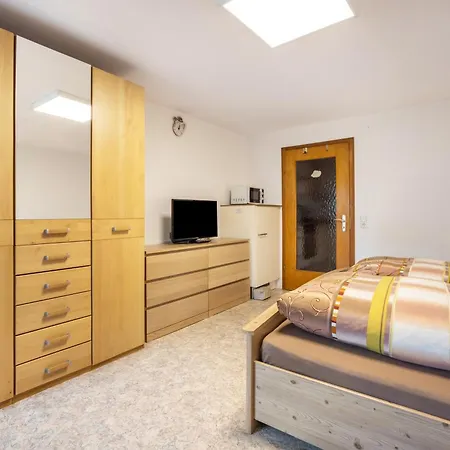 Beim Blitz Ehemals Haus Maier Gospodarstwo agroturystyczne *