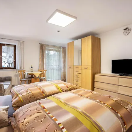 Gospodarstwo agroturystyczne Beim Blitz Ehemals Haus Maier *